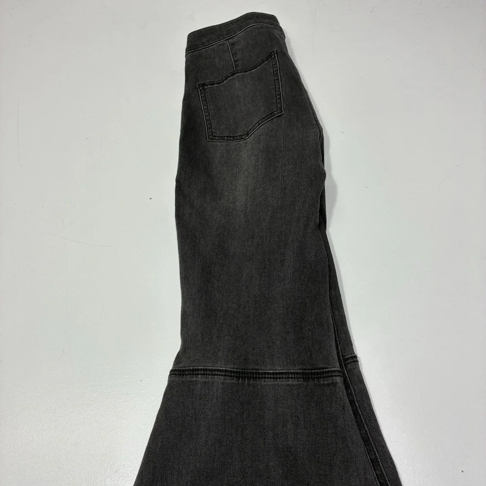 Free People Women Jeans 26 Just Float On Flare Bell Bottom Stretch‎ Raw Hem Boho